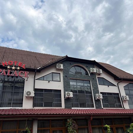 Hotel Palace Târgu Jiu Exterior foto