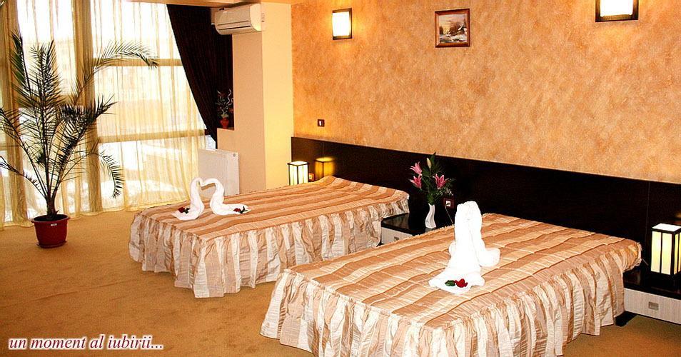 Hotel Palace Târgu Jiu Quarto foto